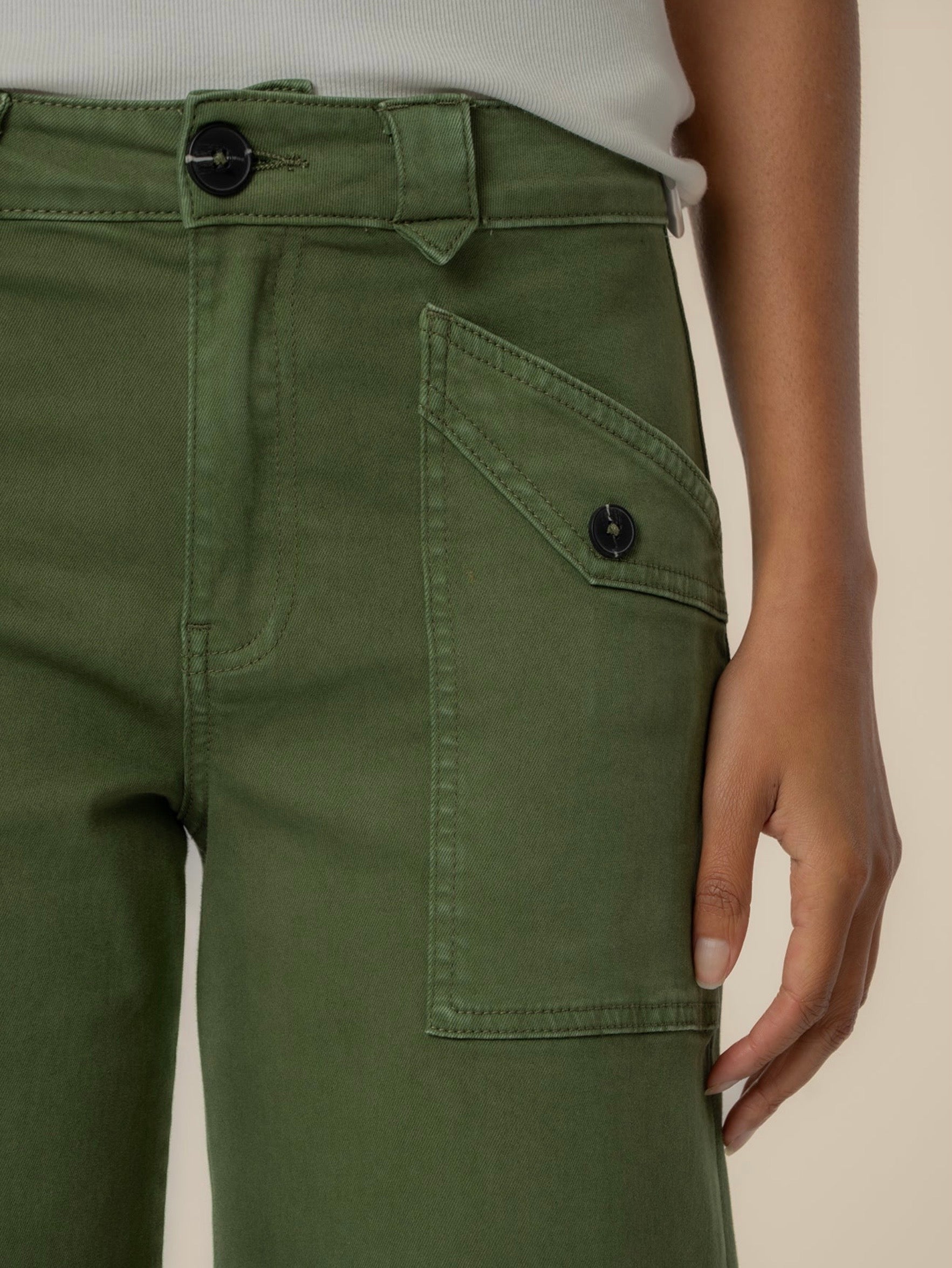 KUT Meg Jeans in Dill
