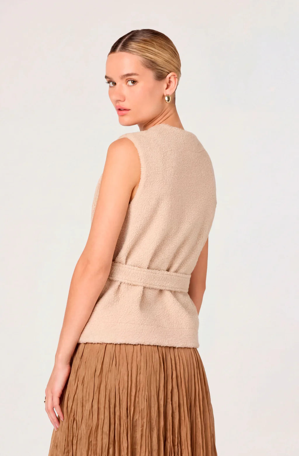 ASTR Darrien Vest
