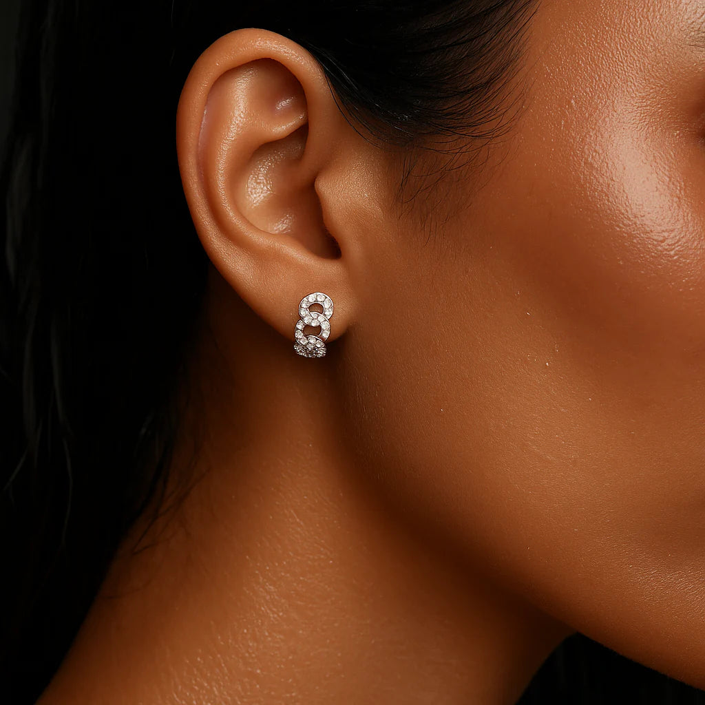 Ellie Vail Anika Chain Huggie Earring