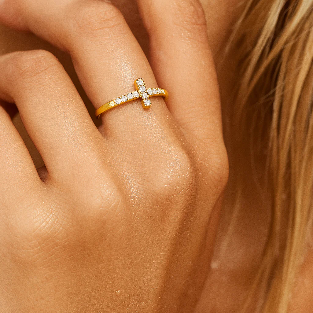 Ellie Vail Brooks Cross Ring