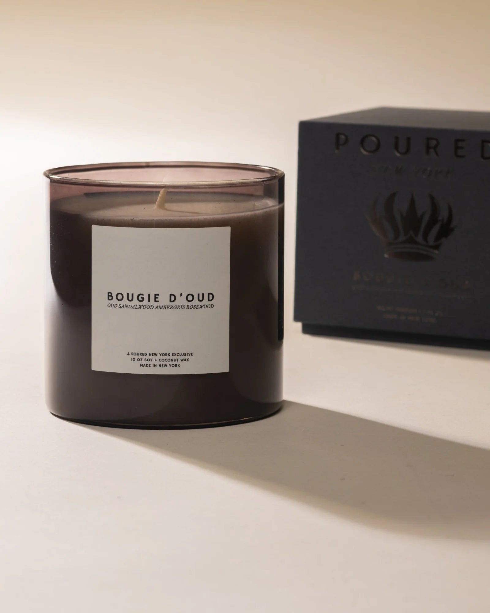 Poured New York Bougie D’Oud Candle