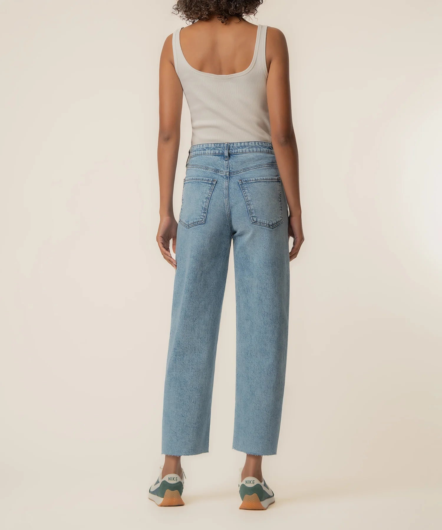 KUT Gwen High Rise Wide Leg Jean