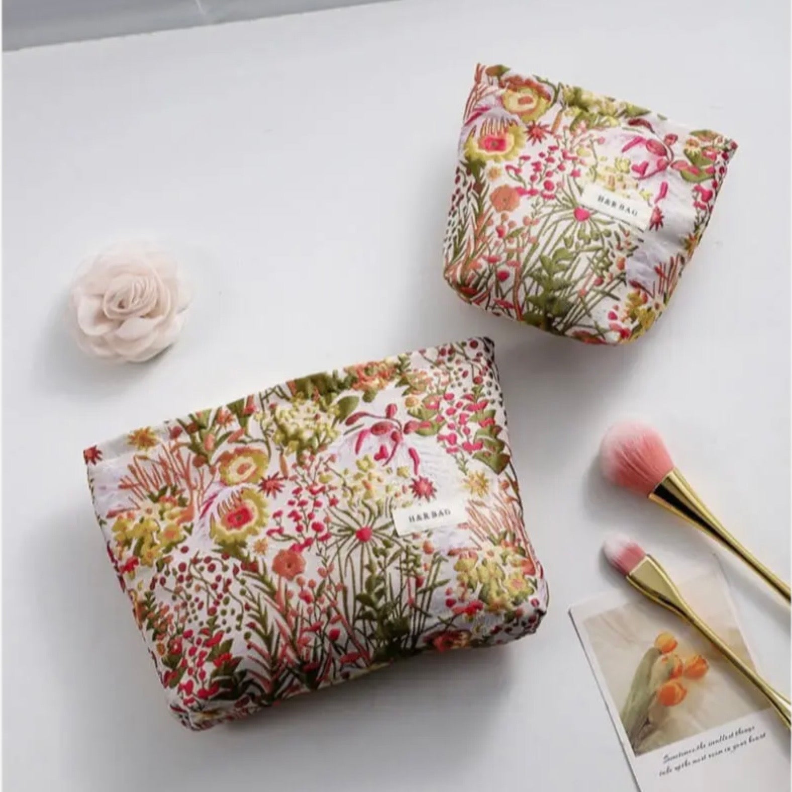 CAYA Jacquard Makeup Bag Small