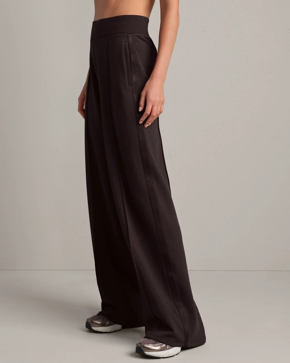 Rhone Dreamglow Trouser Dark Espresso