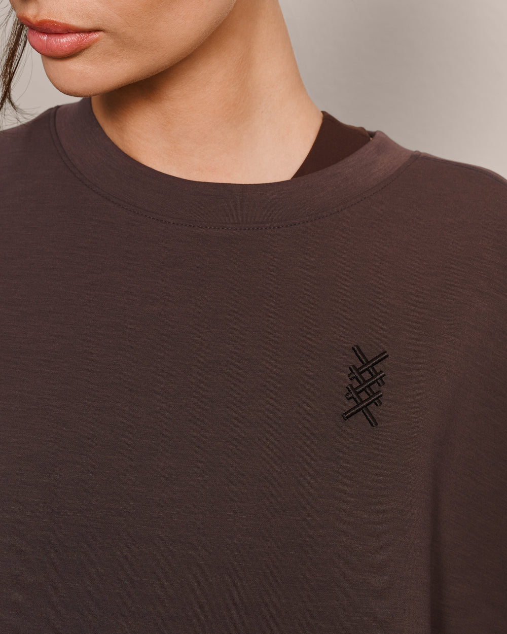 Rhone DreamGlow Crew Neck Dark Espresso