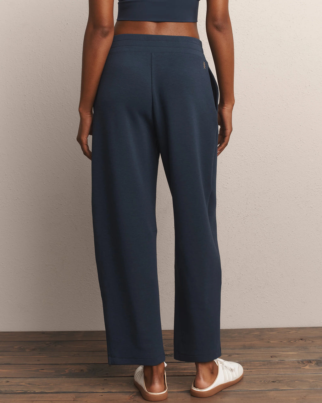 Rhone DreamGlow Barrel Leg Pant